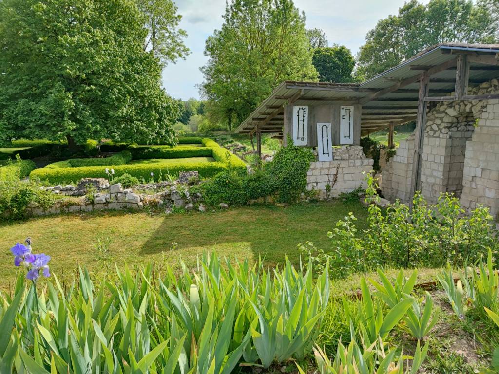 Prieuré de Moreaucourt, Somme, Hauts-de-France
